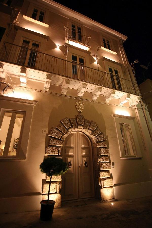 Hotel Palazzo Mottola Tropea Esterno foto