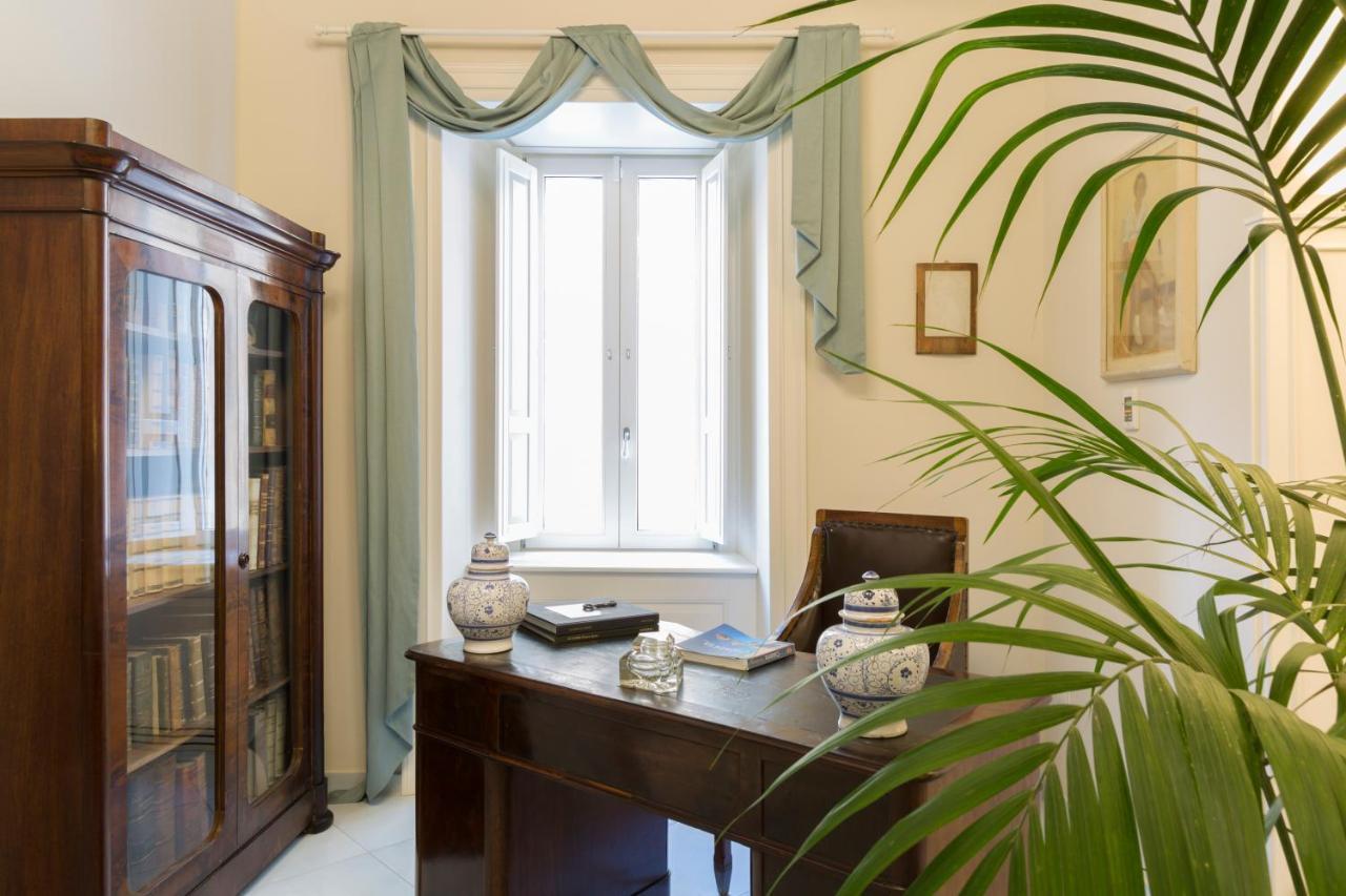 Hotel Palazzo Mottola Tropea Esterno foto