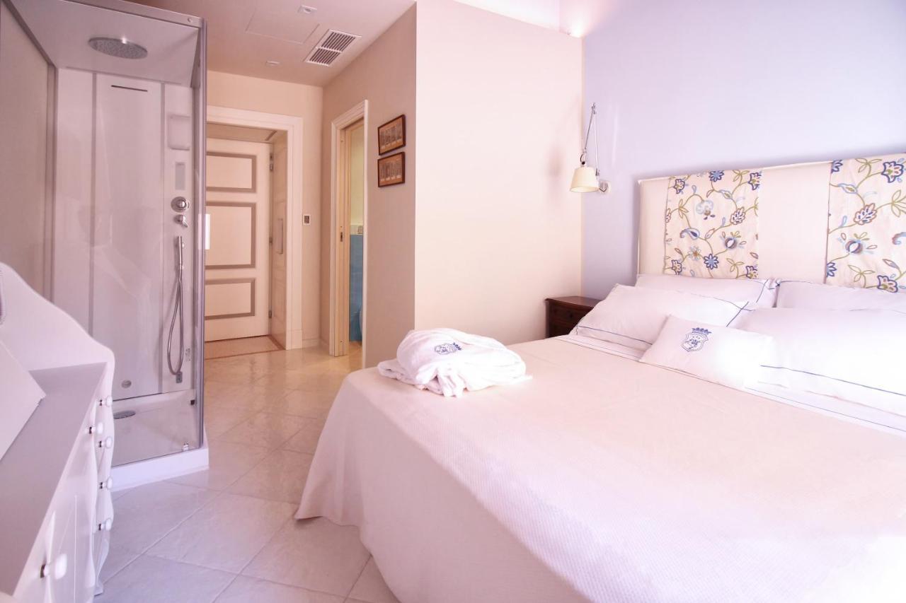 Hotel Palazzo Mottola Tropea Esterno foto